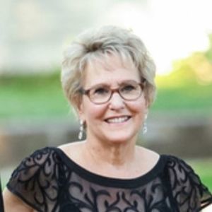 Meet your Posher, Connie